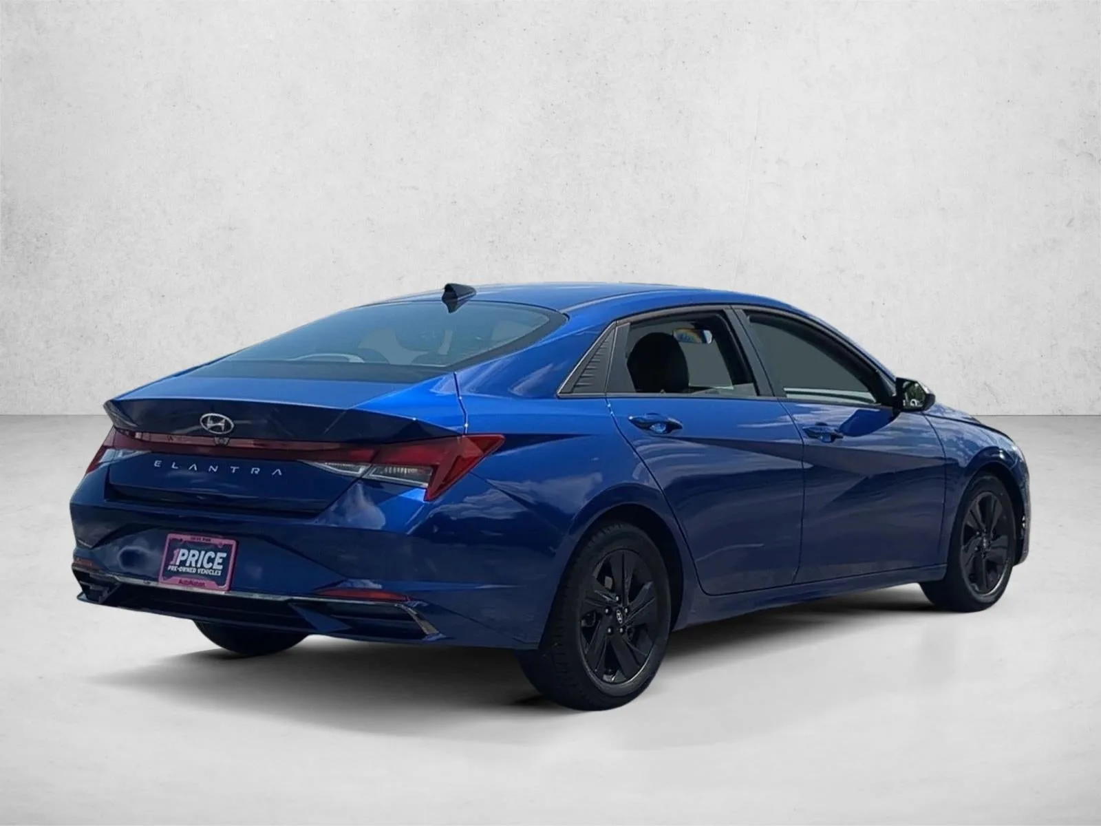 2021 Hyundai Elantra SEL photo 5