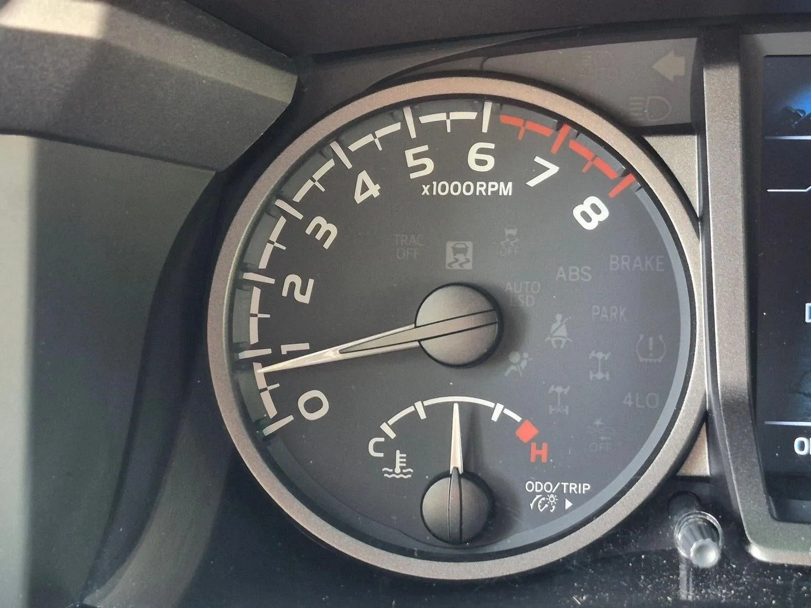 2021 Toyota Tacoma TRD Sport photo 7