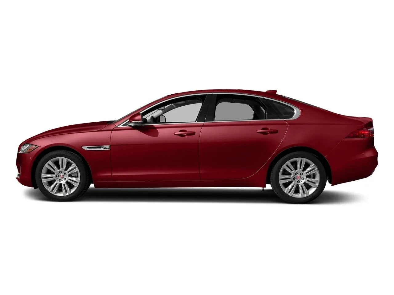 2018 Jaguar XF Sedan 25t Premium RWD photo 2