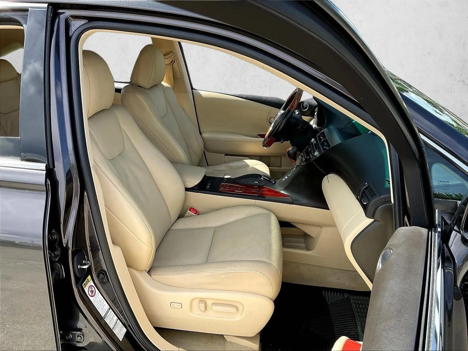 2010 Lexus RX 350 AWD 4dr photo 9