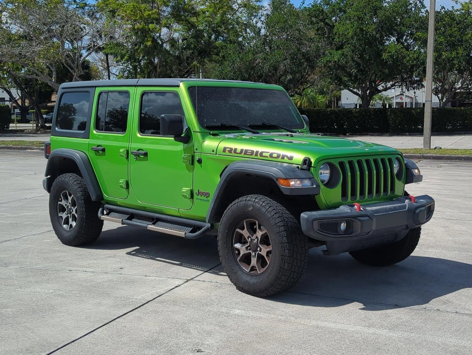 2018 Jeep Wrangler Unlimited Rubicon 4x4 photo 3