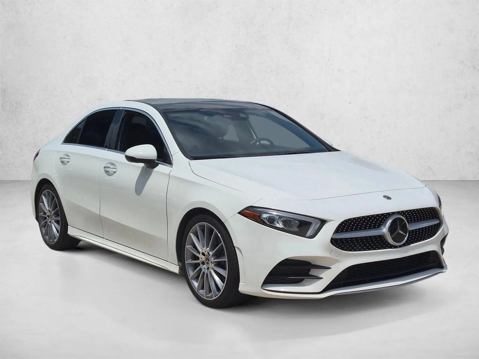 2019 Mercedes-Benz A-Class A 220 Sedan photo 3
