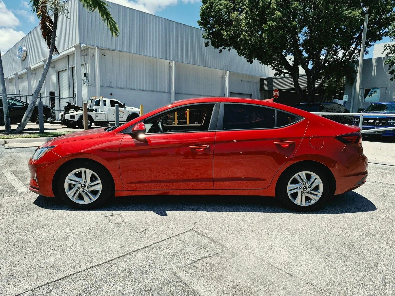 2019 Hyundai ELANTRA SEL Auto photo 8