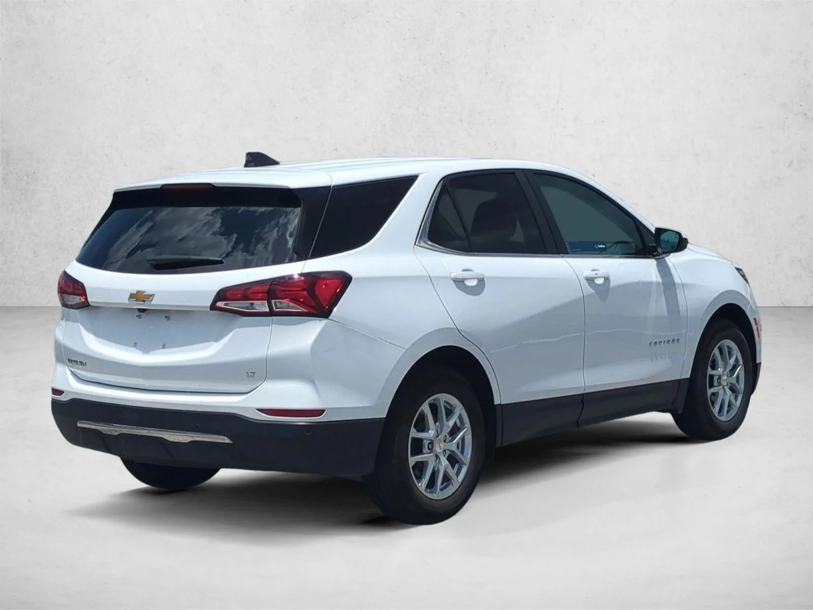 2024 Chevrolet Equinox LT photo 5