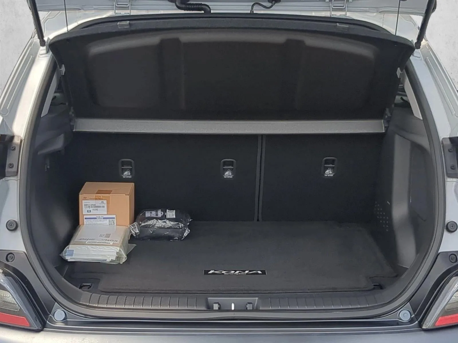 2023 Hyundai Kona Limited photo 6