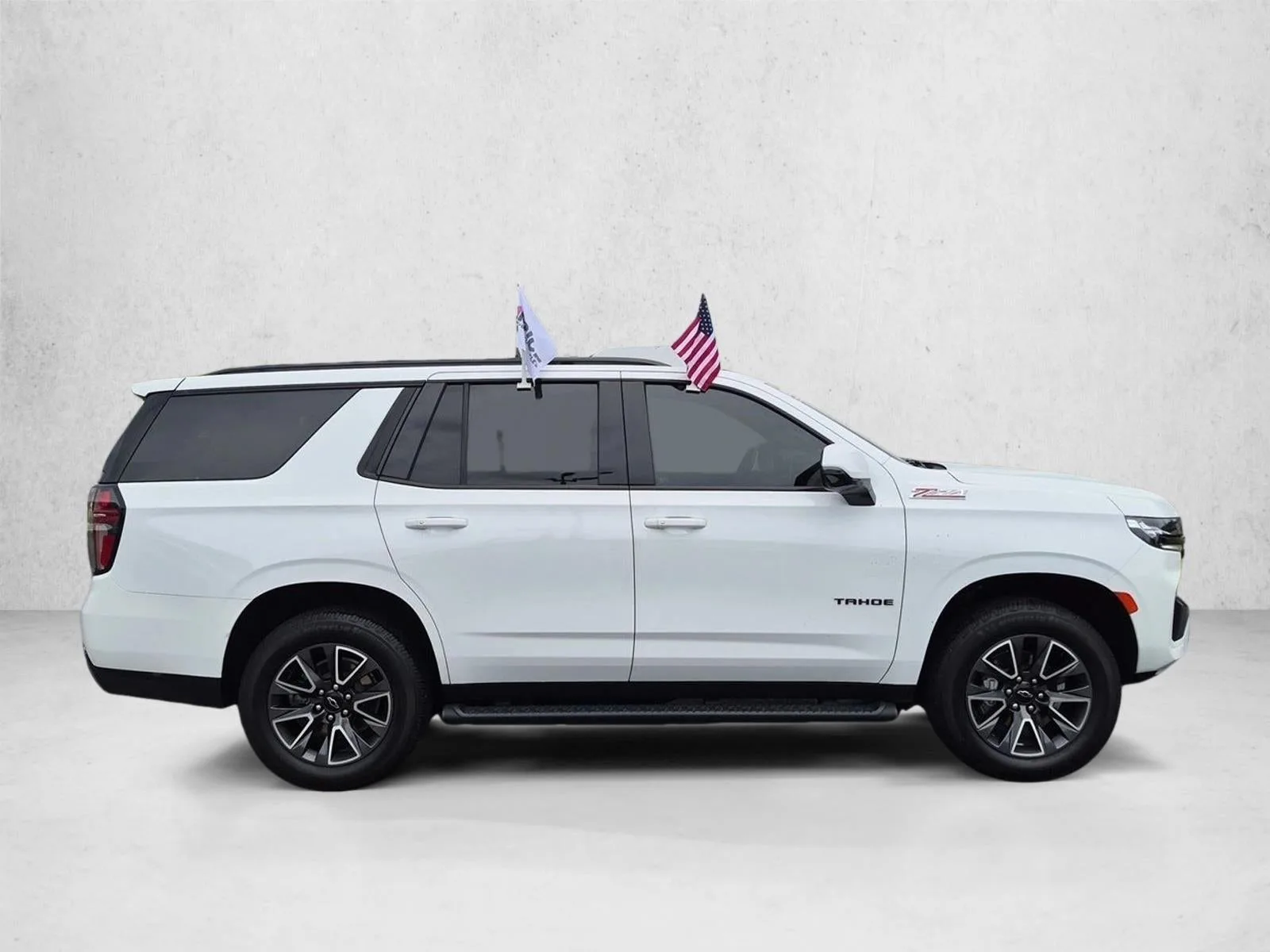 2024 Chevrolet Tahoe Z71 photo 4