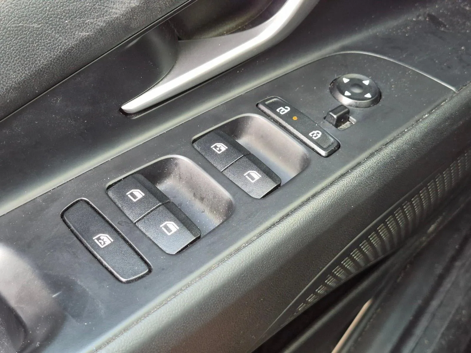 2024 Hyundai ELANTRA SEL IVT photo 12
