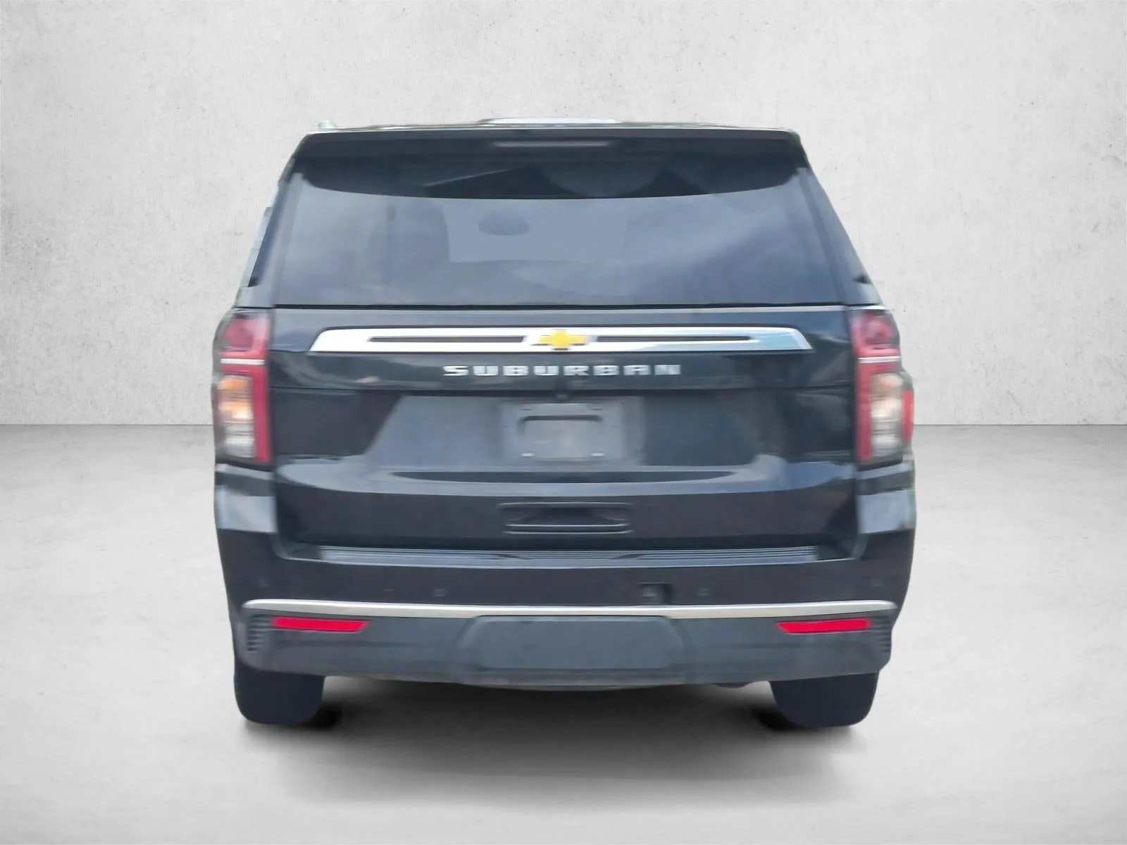 2023 Chevrolet Suburban LS photo 6