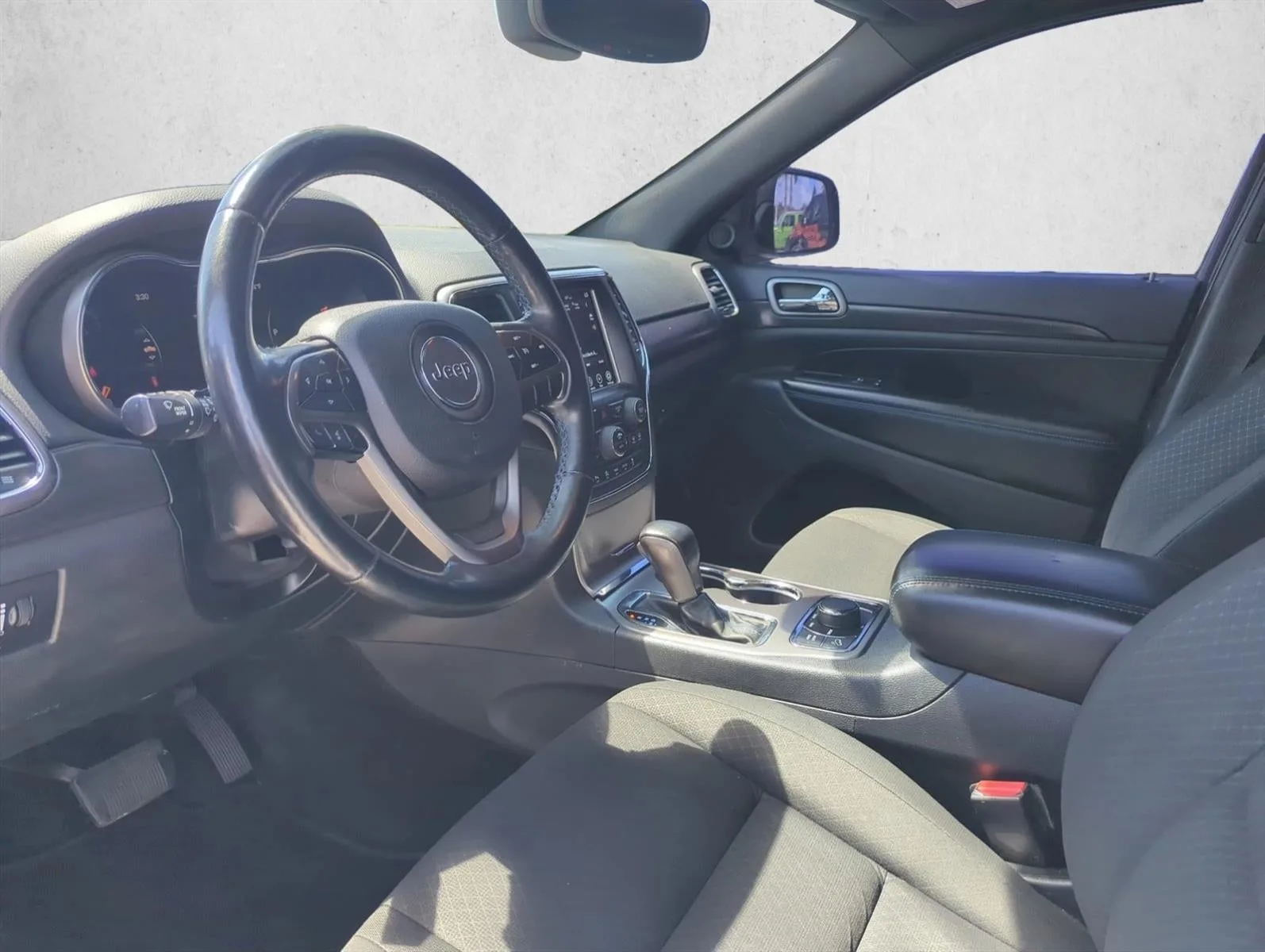 2018 Jeep Grand Cherokee Upland 4x4 *Ltd Avail* photo 8