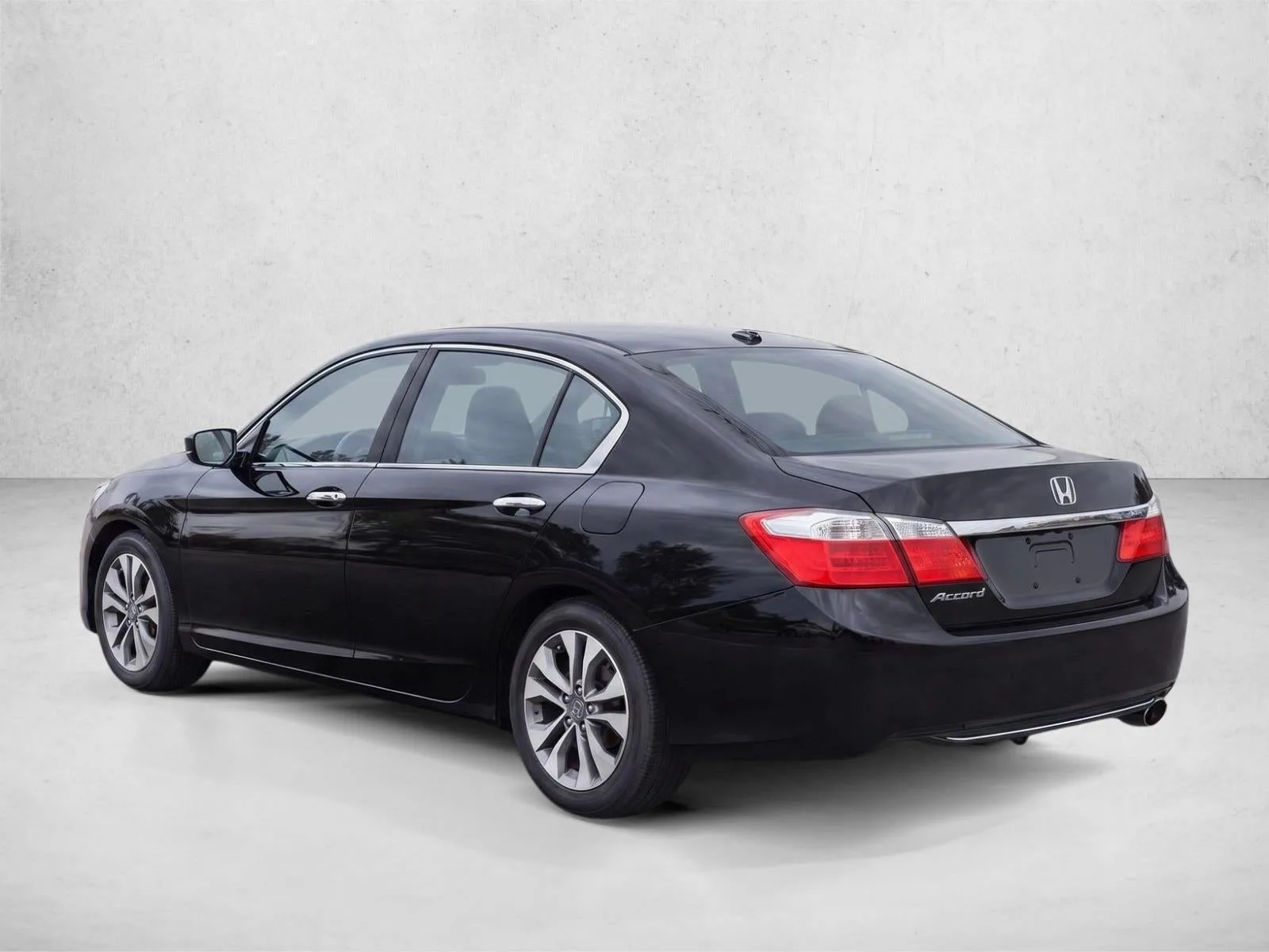2014 Honda Accord Sedan LX CVT PZEV photo 5