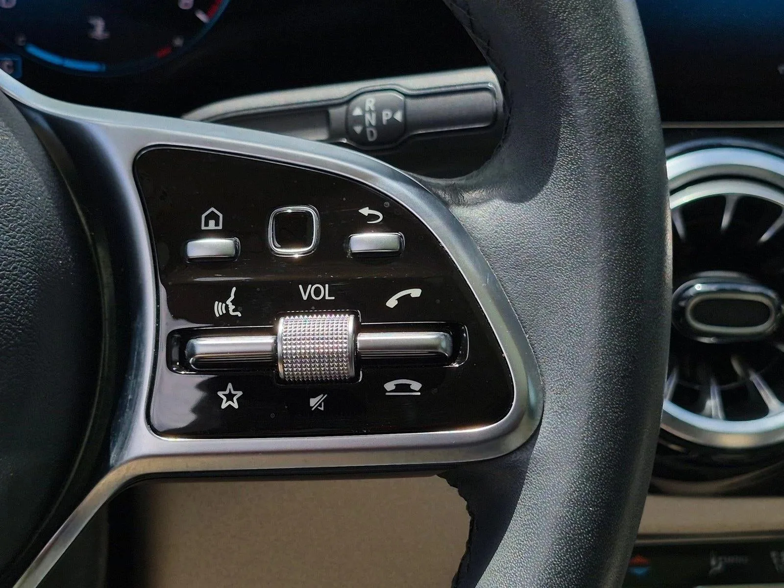 2023 Mercedes-Benz GLA GLA 250 SUV photo 11