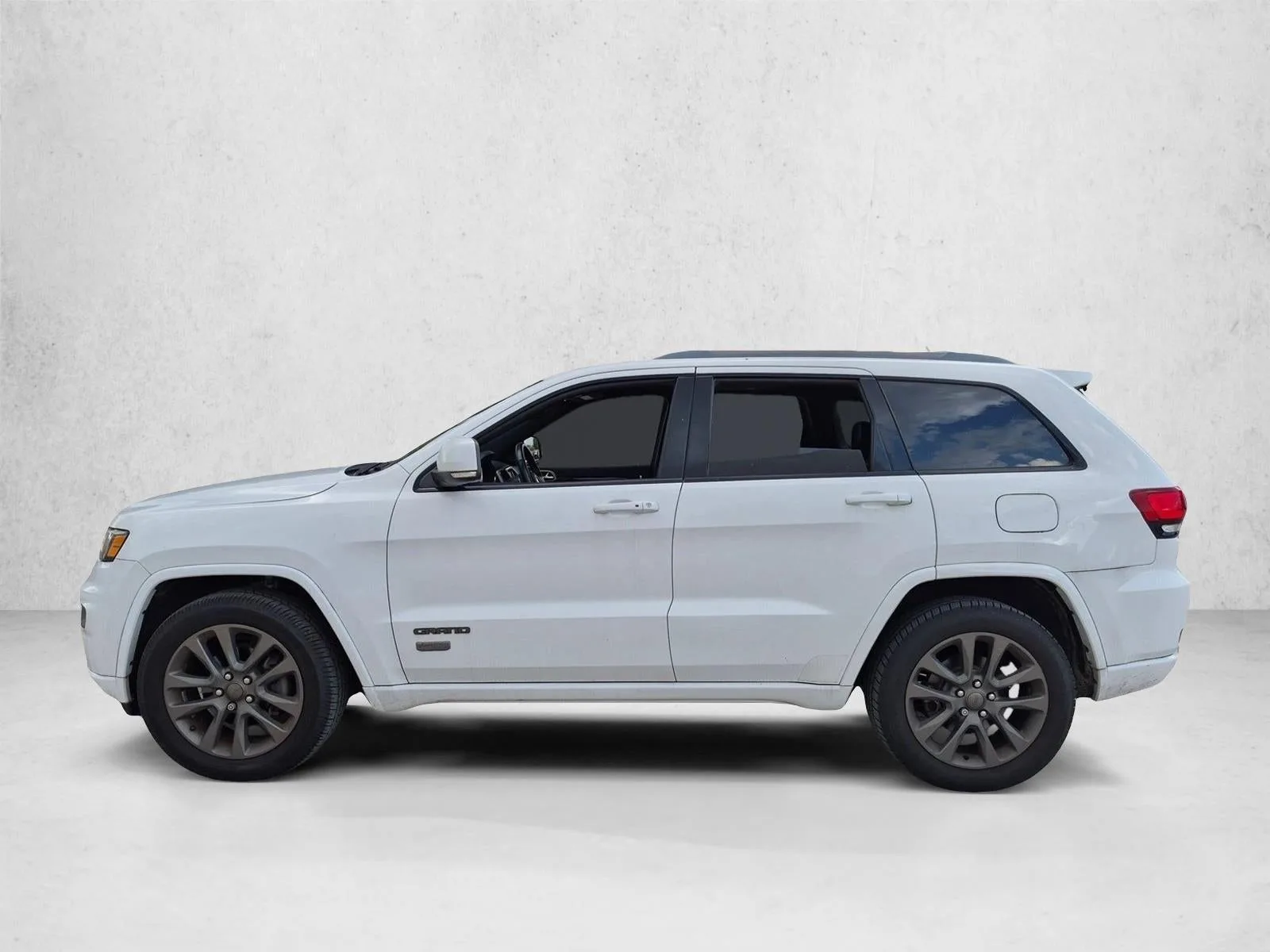2016 Jeep Grand Cherokee Limited 75th Anniversary photo 8