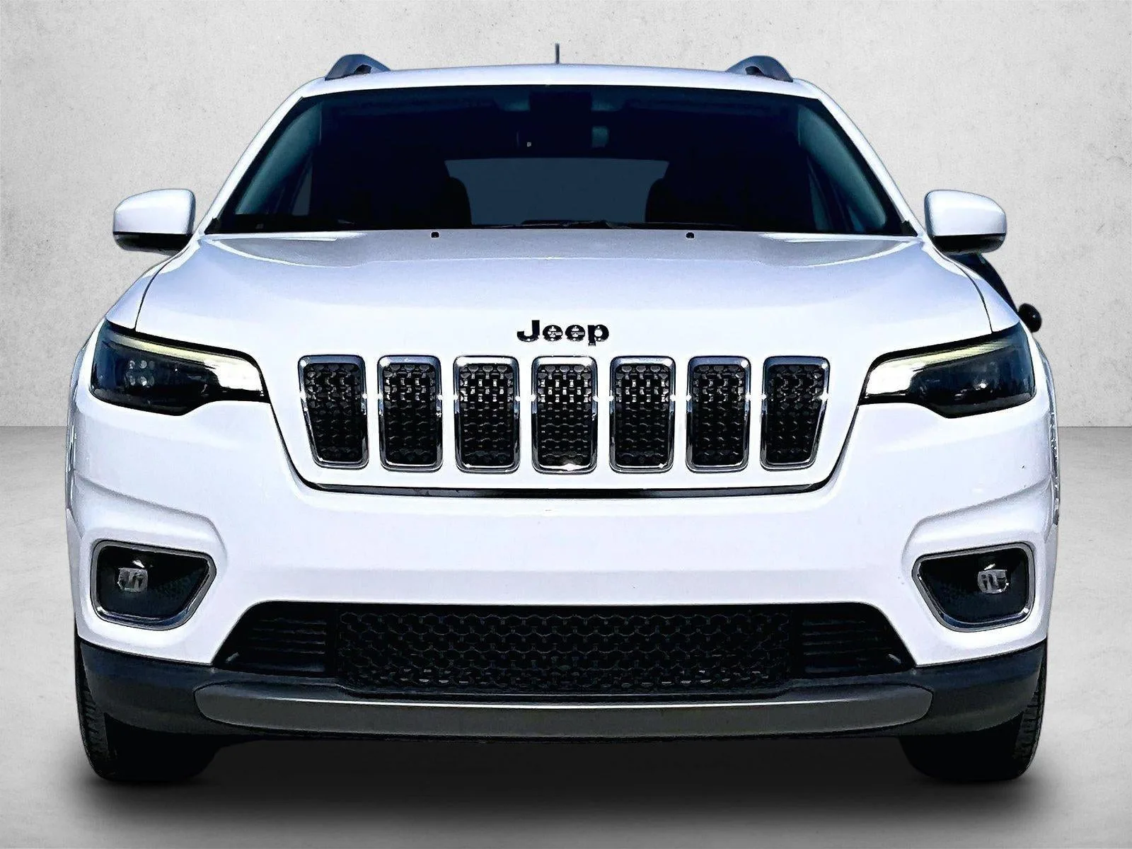 2020 Jeep Cherokee Limited FWD photo 3