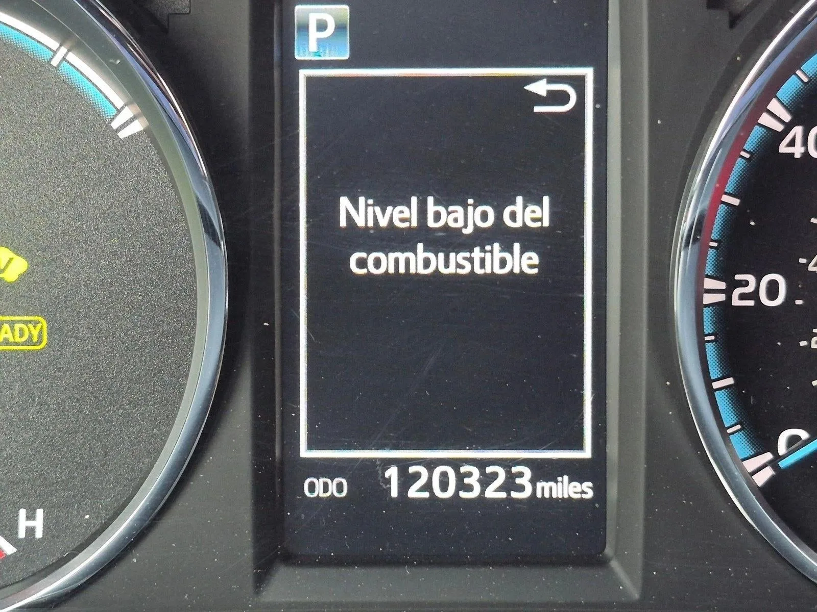 2016 Toyota RAV4 Hybrid XLE photo 11
