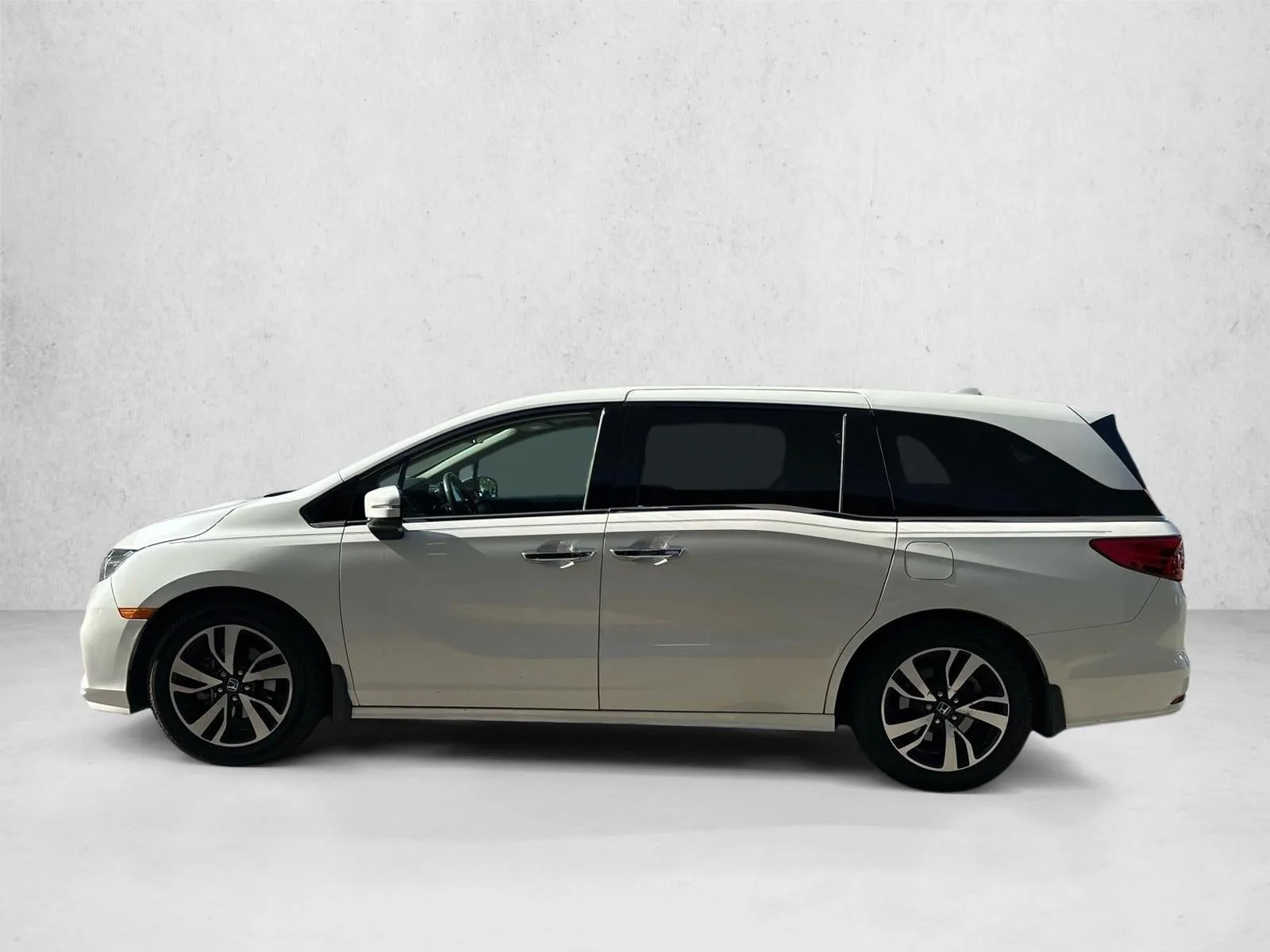 2018 Honda Odyssey Elite Auto photo 7