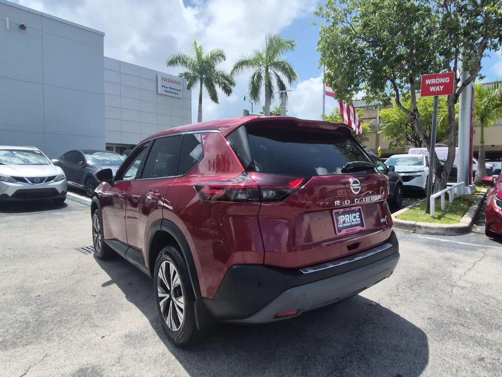2021 Nissan Rogue FWD SV photo 8