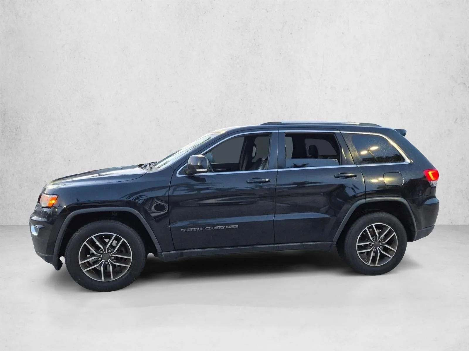 2019 Jeep Grand Cherokee Limited 4x2 photo 8