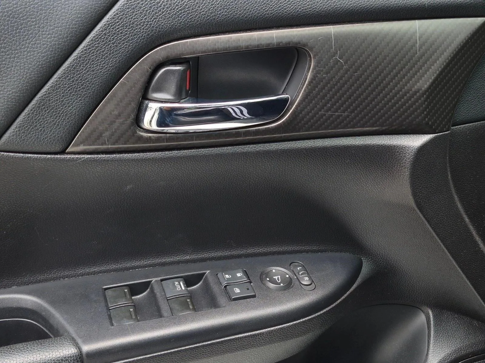 2017 Honda Accord Sedan Sport CVT PZEV photo 2