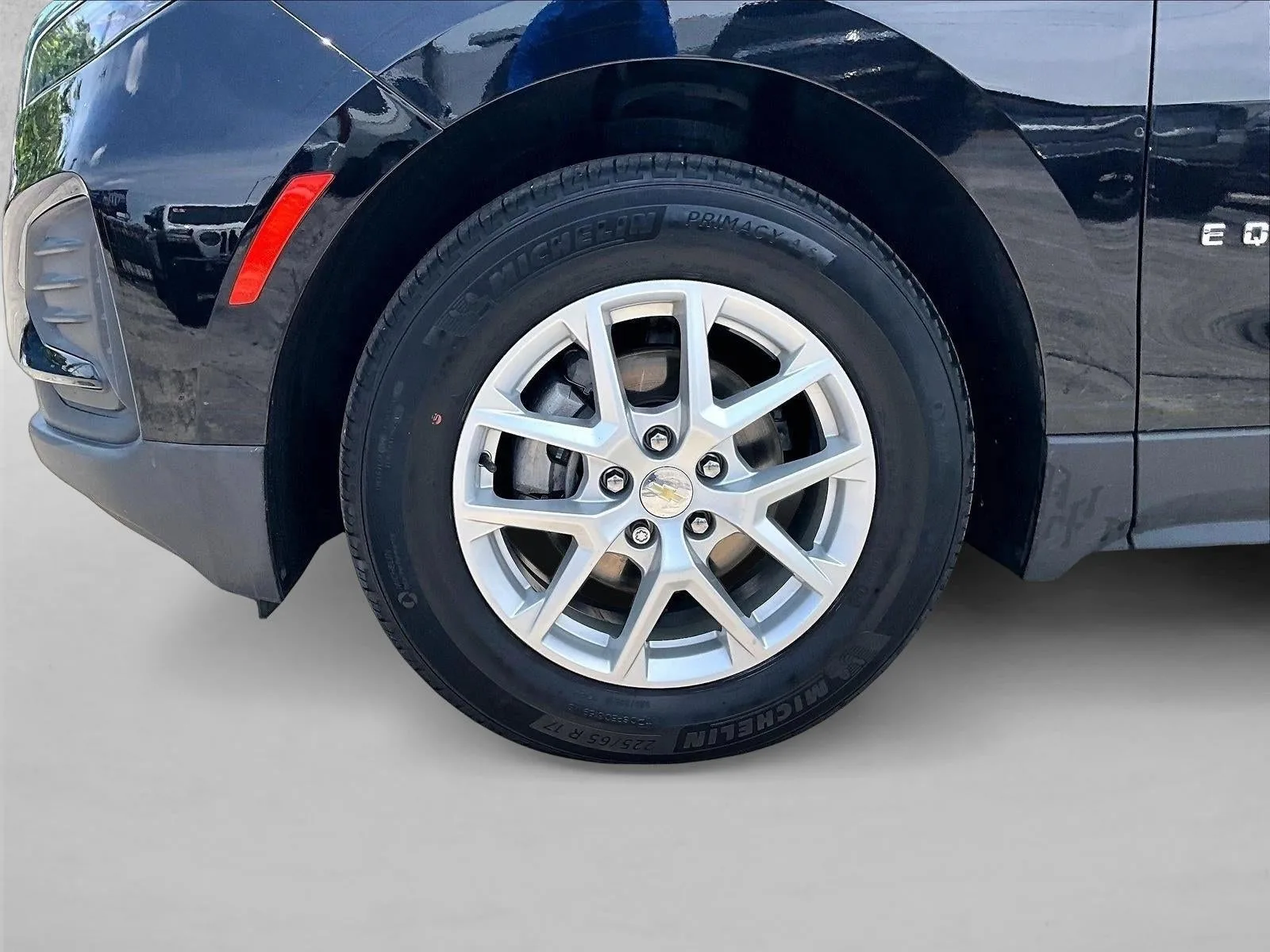 2023 Chevrolet Equinox LS photo 10