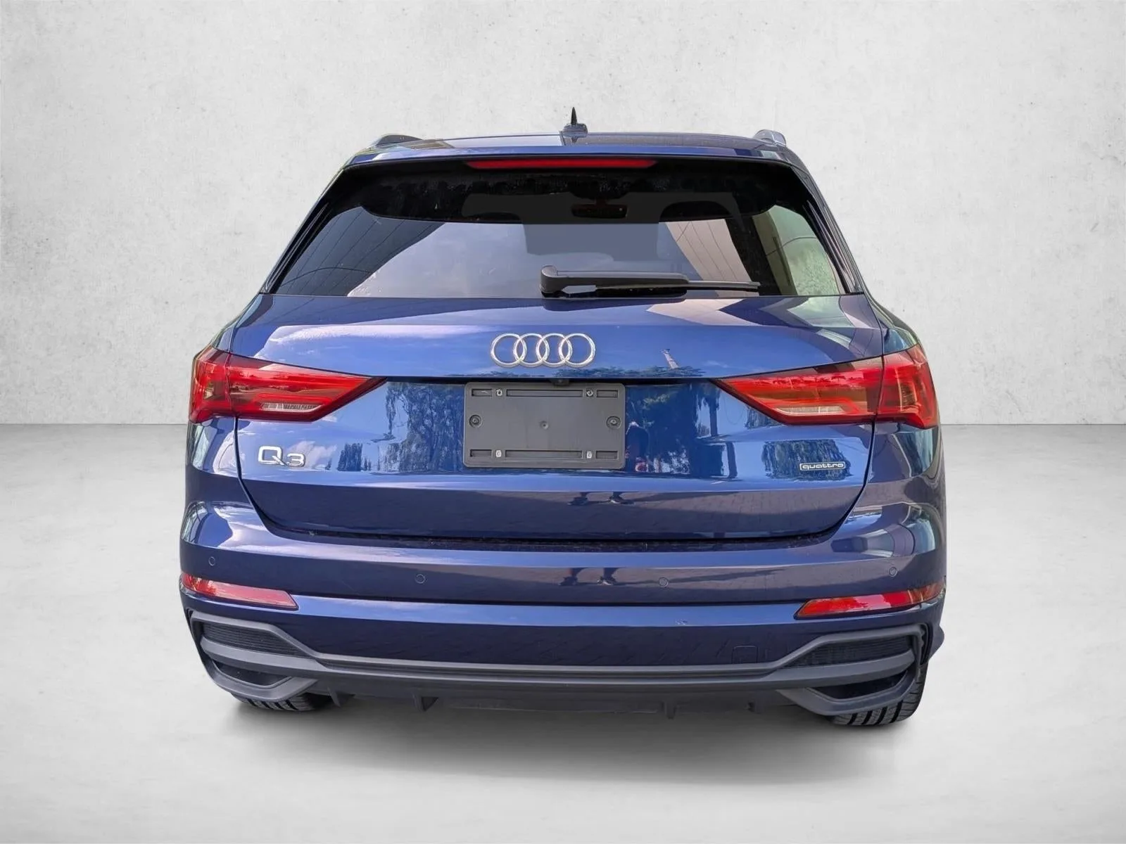 2024 Audi Q3 S line Premium 45 TFSI quattro photo 5