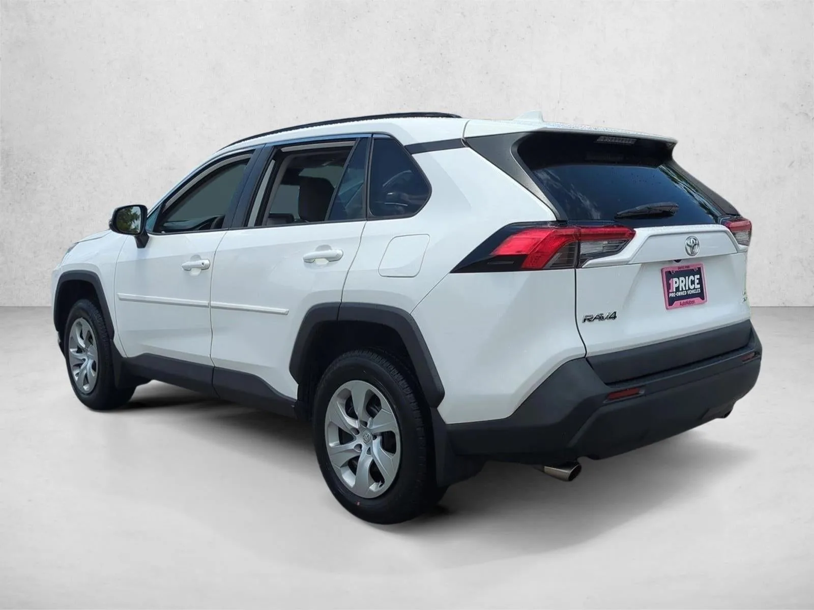 2020 Toyota RAV4 LE AWD (Natl) photo 8