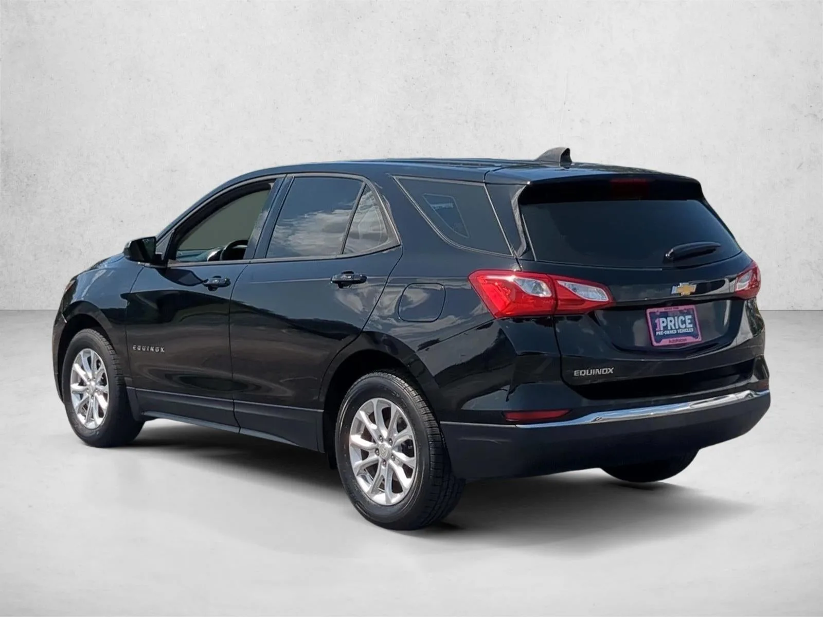 2018 Chevrolet Equinox LS photo 8