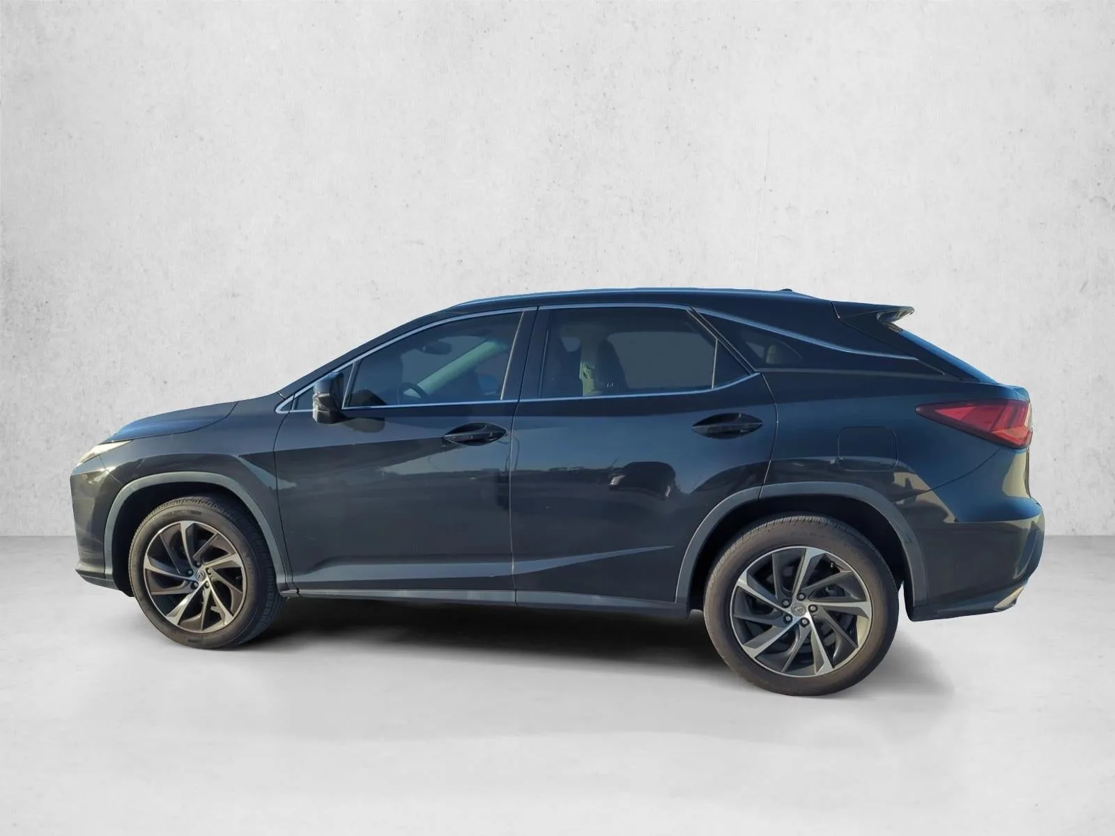 2016 Lexus RX 350 FWD 4dr photo 5