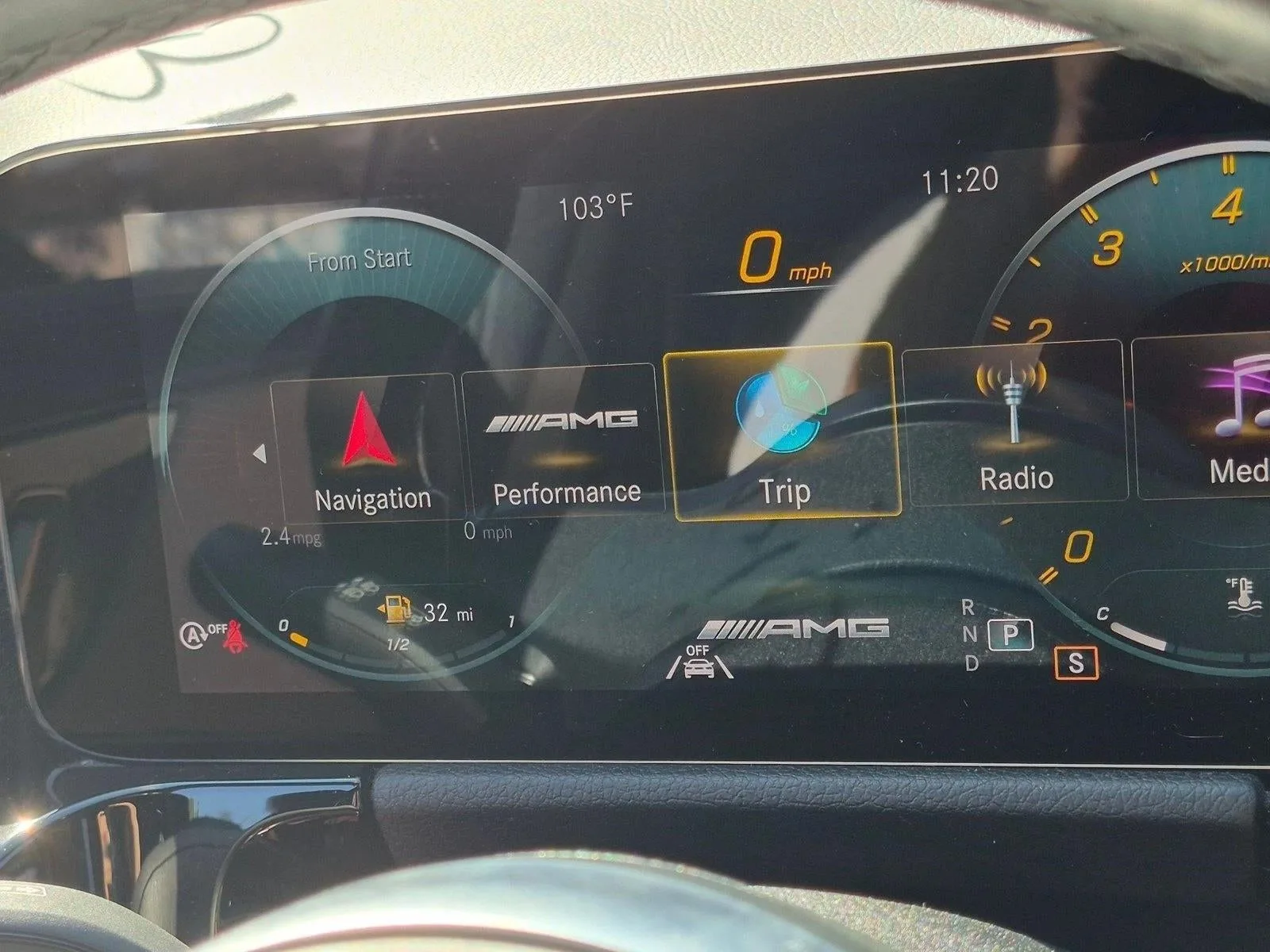 2022 Mercedes-Benz AMG® GLA 45 4MATIC® photo 4