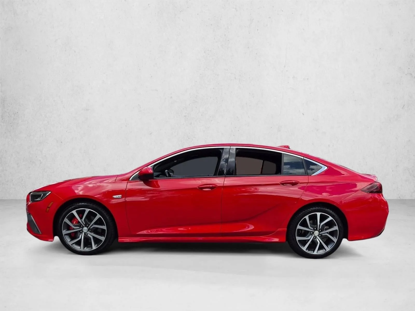 2018 Buick Regal Sportback GS AWD photo 8