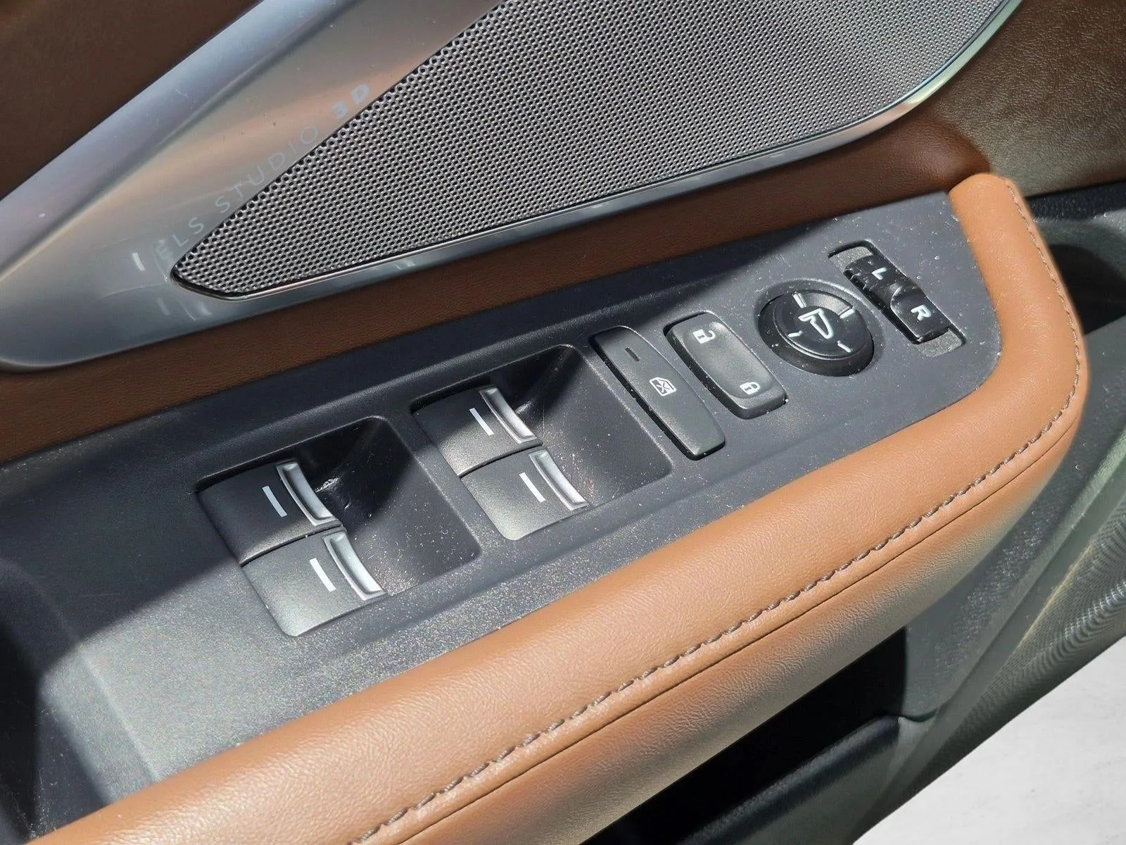 2020 Acura RDX Advance Package photo 9