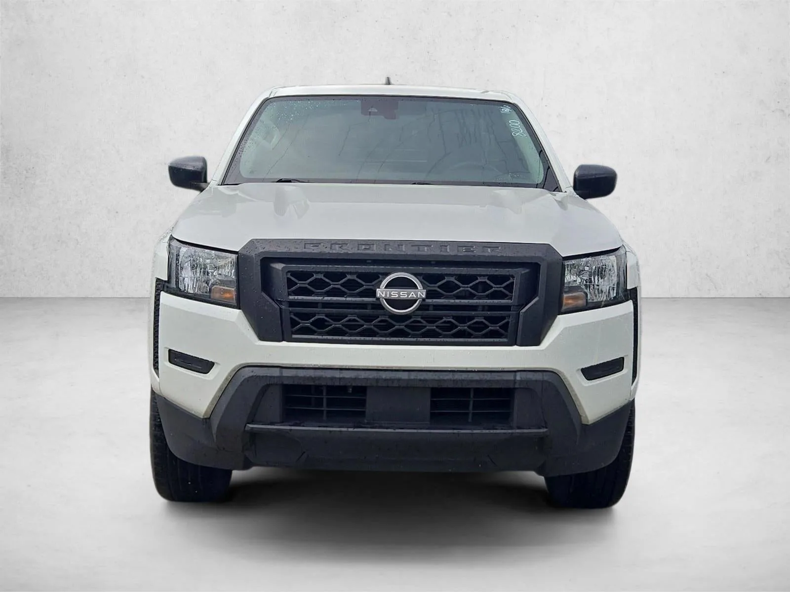 2022 Nissan Frontier S photo 2