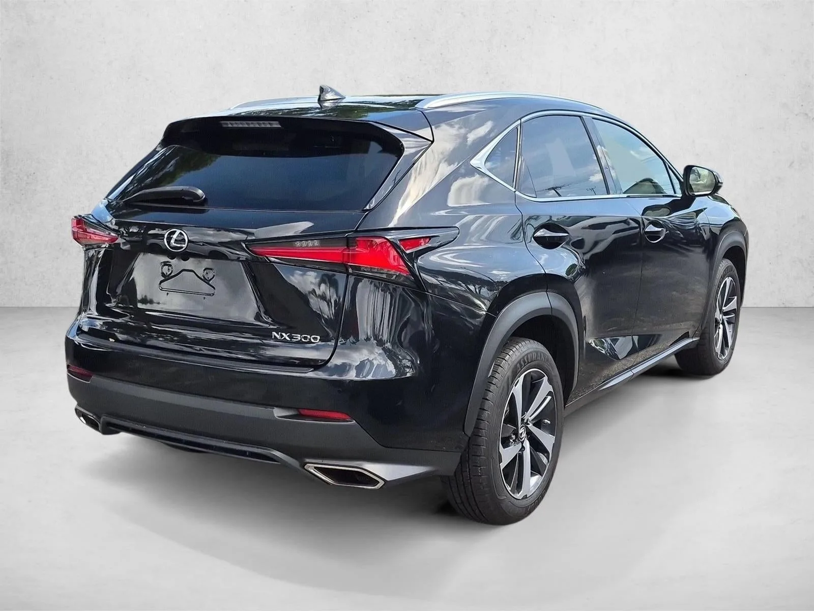 2021 Lexus NX 300 photo 5
