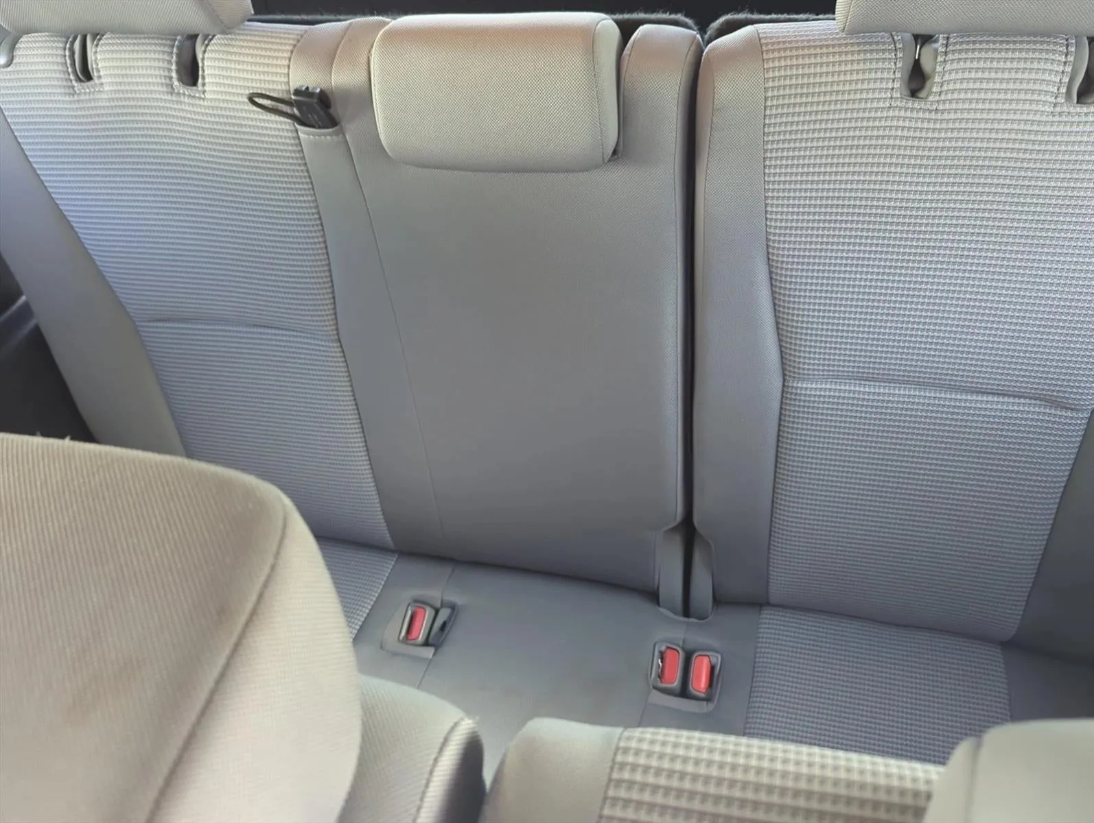 2020 Toyota Highlander LE FWD (GS) photo 11