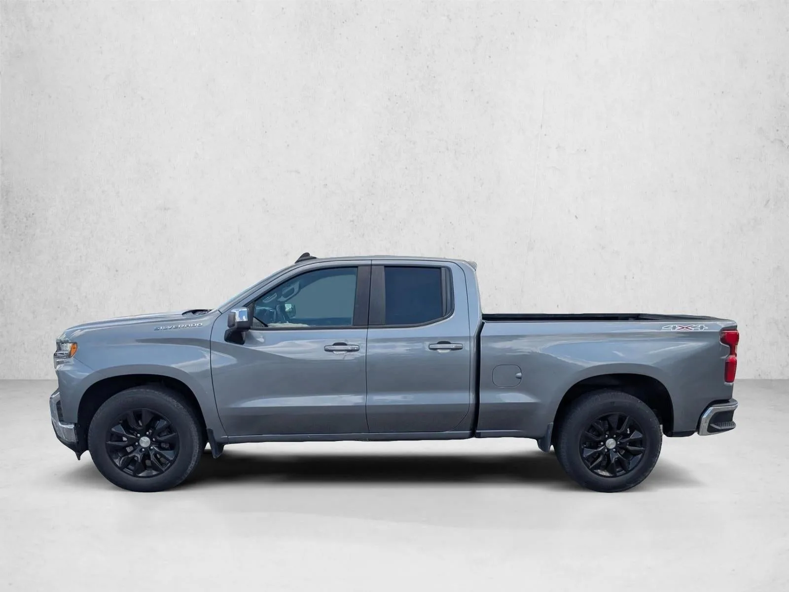 2019 Chevrolet Silverado 1500 LT photo 5