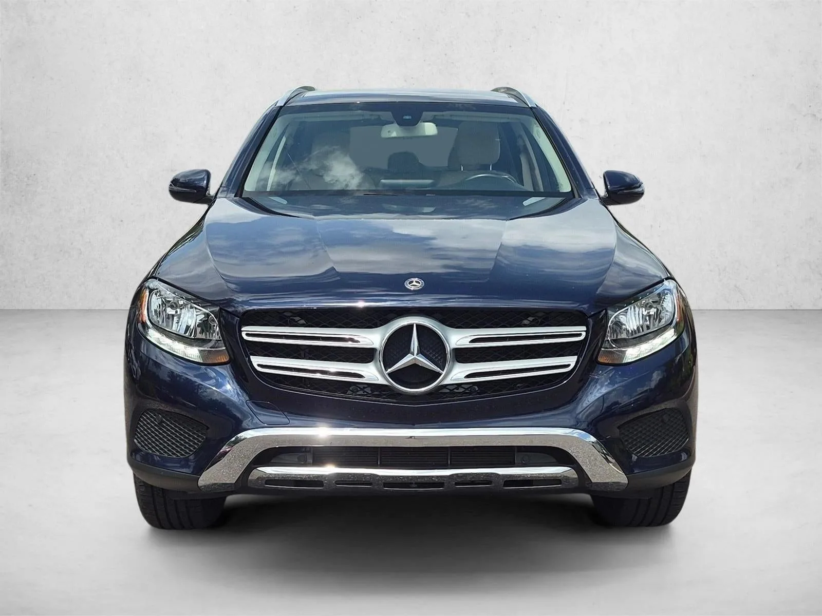 2018 Mercedes-Benz GLC GLC 300 4MATIC® SUV photo 2