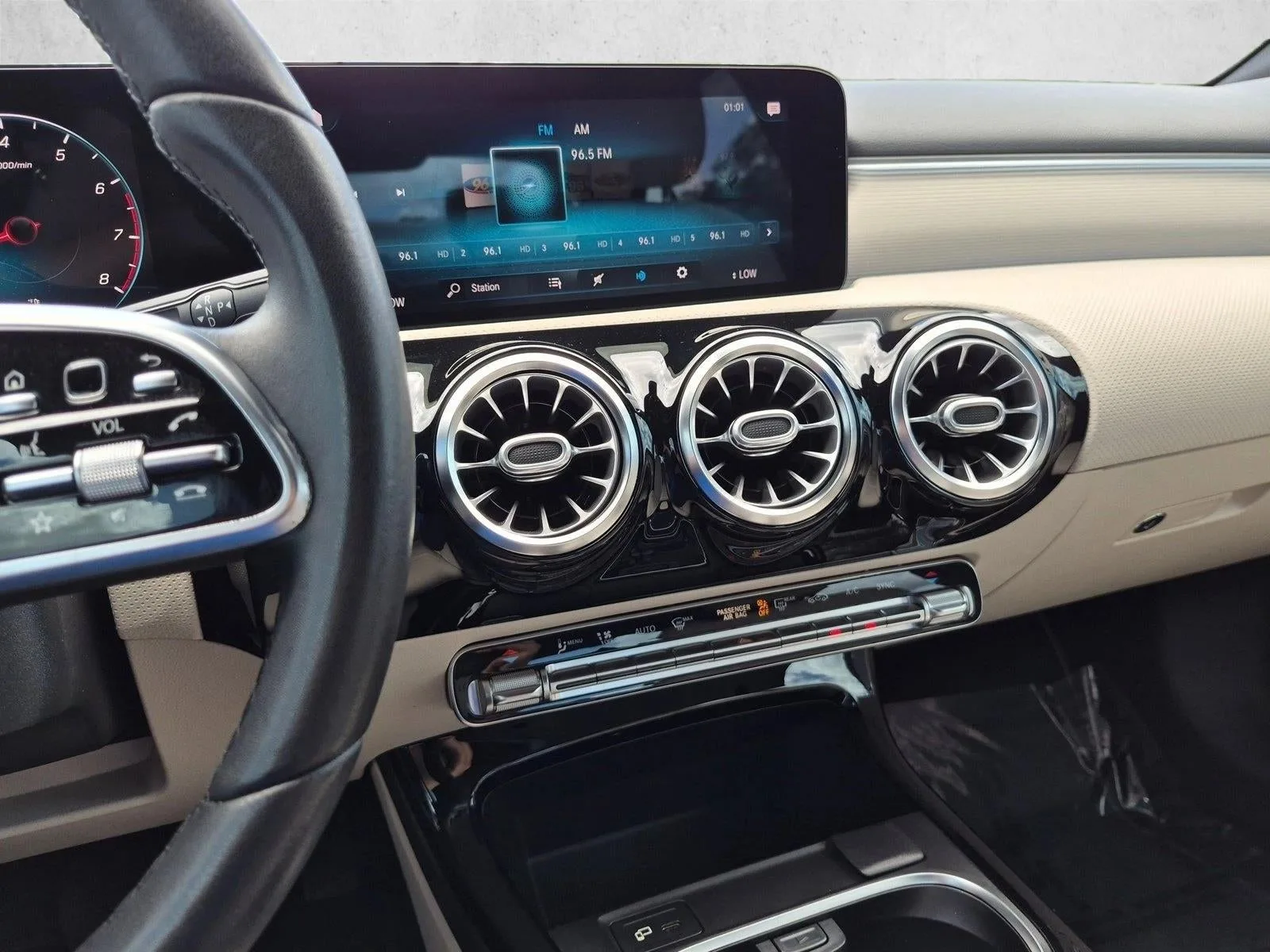 2021 Mercedes-Benz A-Class A 220 Sedan photo 12