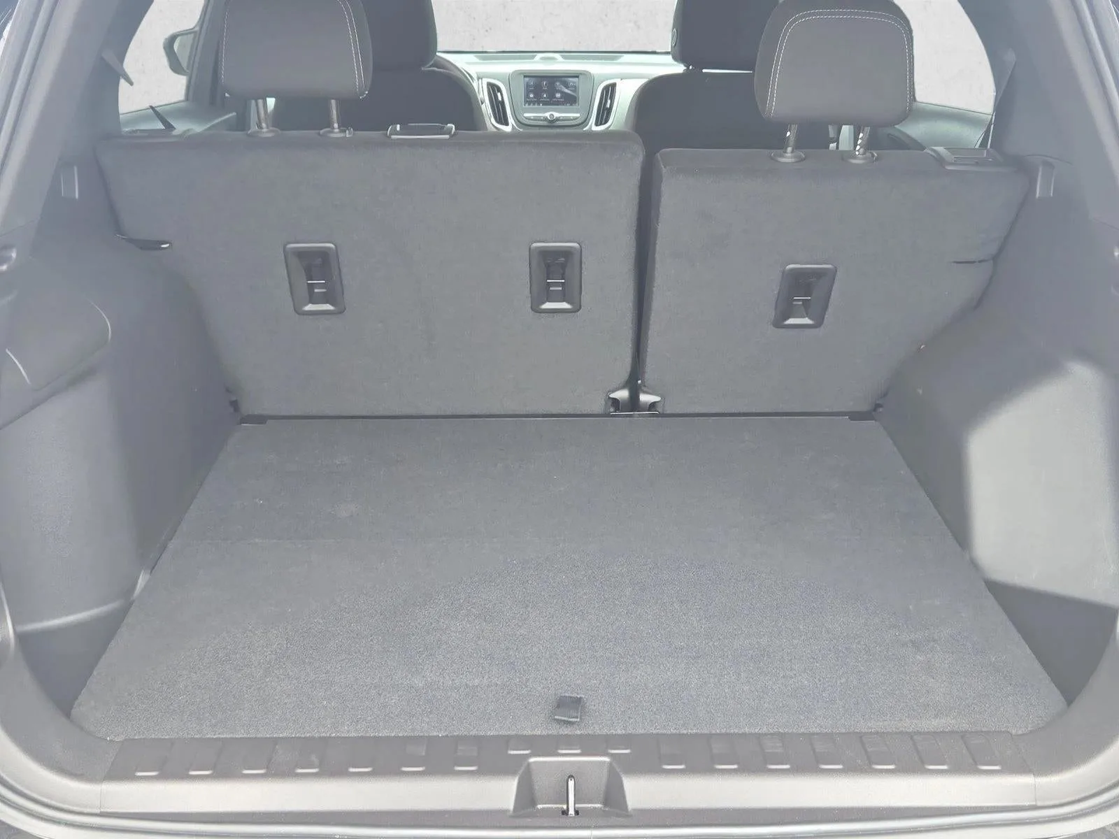 2024 Chevrolet Equinox LS photo 6