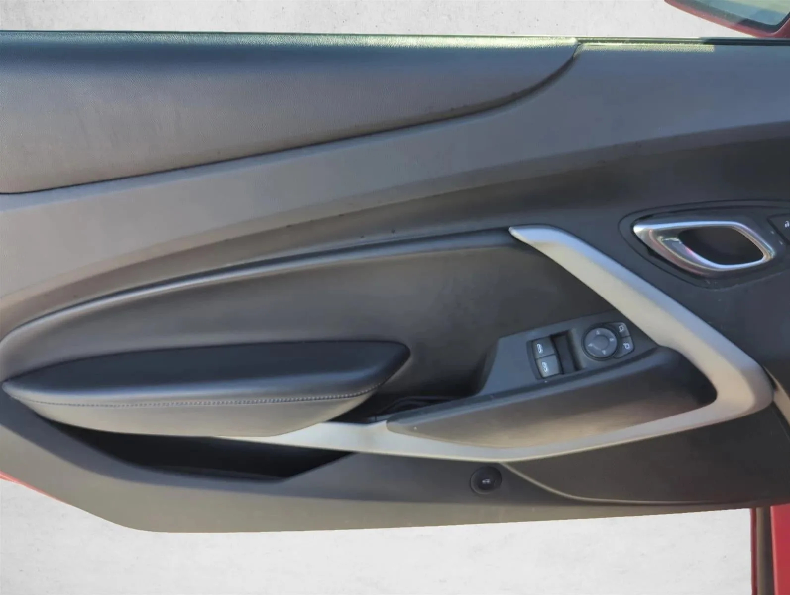 2019 Chevrolet Camaro 2dr Coupe 1LT photo 8