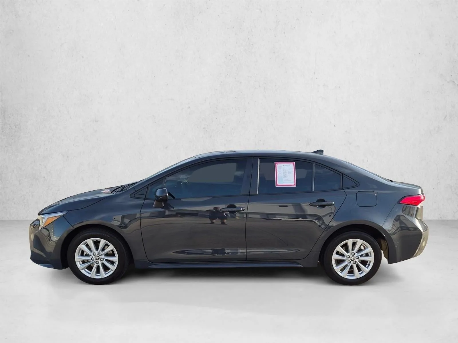 2023 Toyota Corolla Hybrid LE FWD (Natl) photo 8