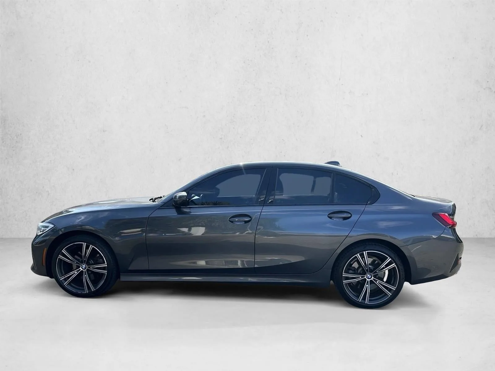 2022 BMW 330i Sedan North America photo 9