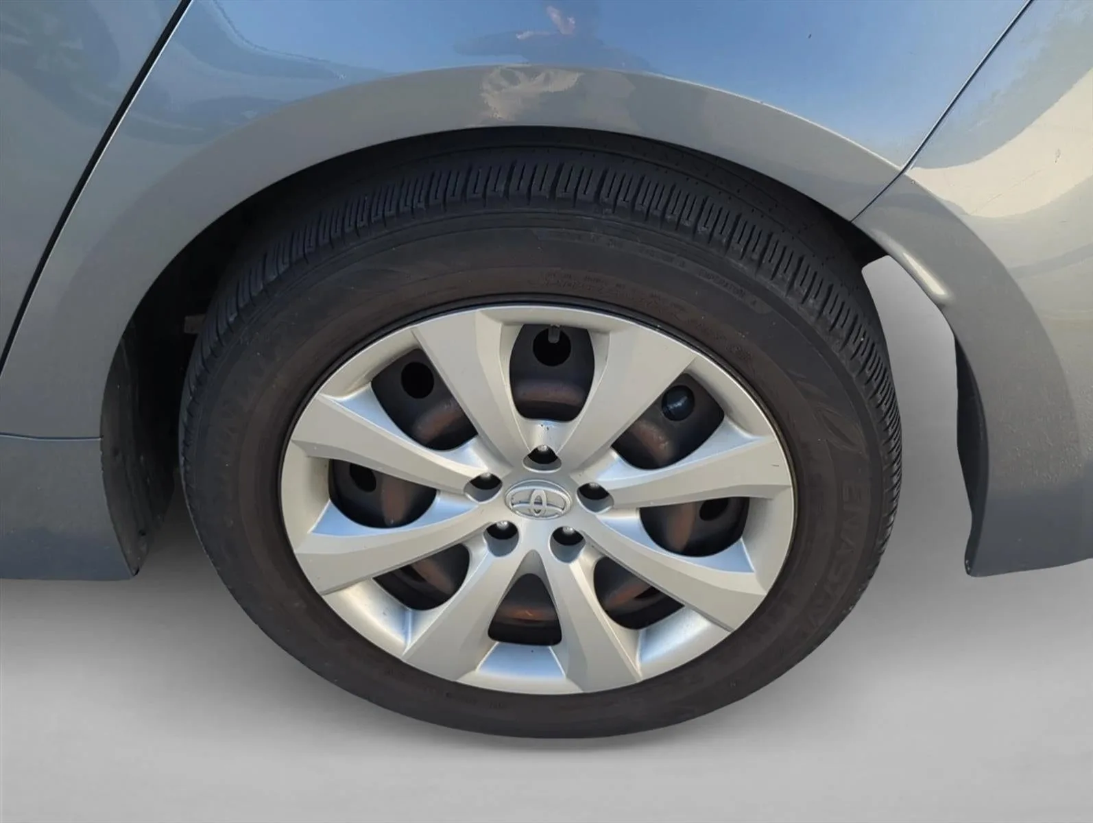 2020 Toyota Corolla LE CVT (Natl) photo 6