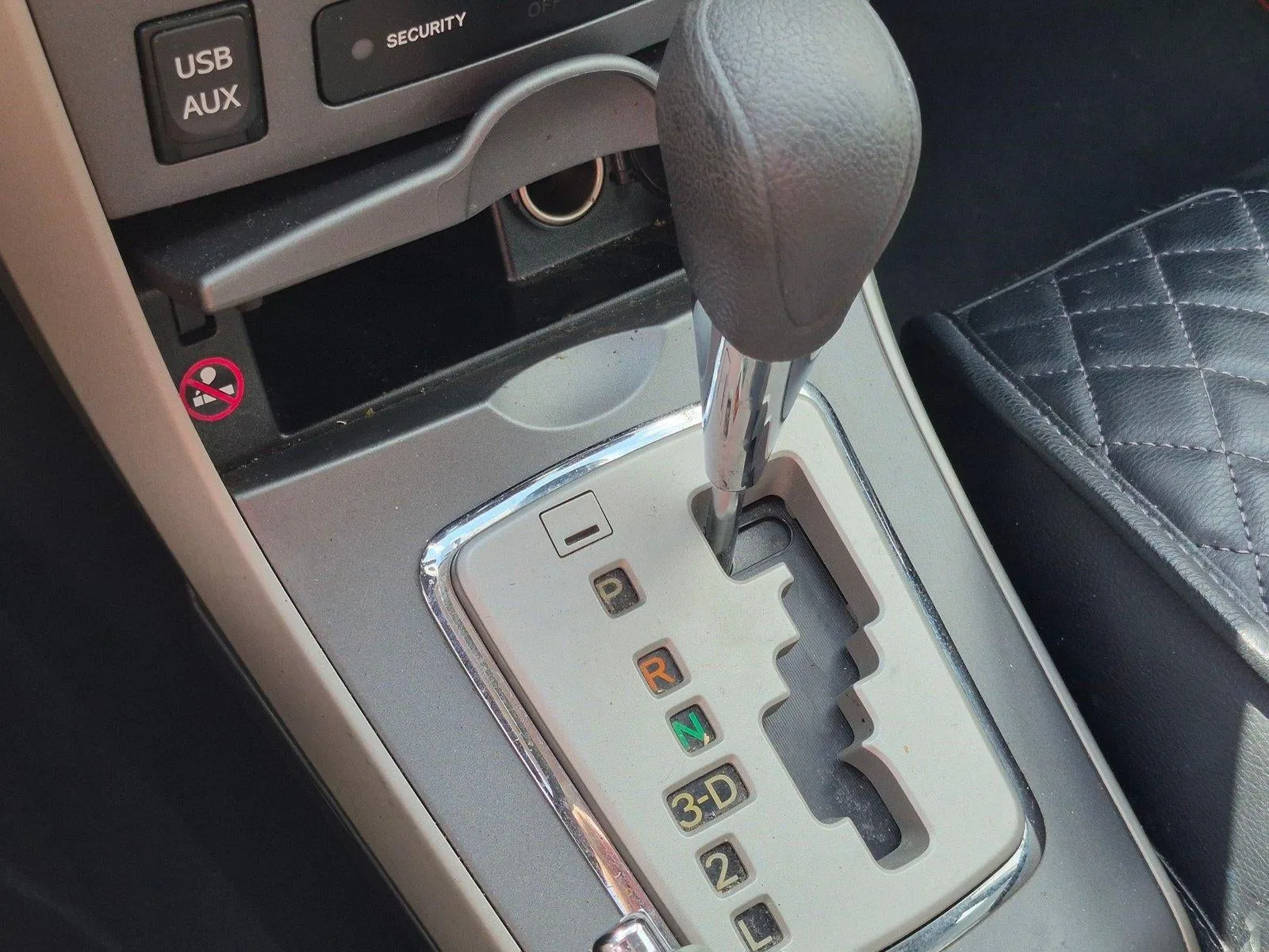 2013 Toyota Corolla S photo 7