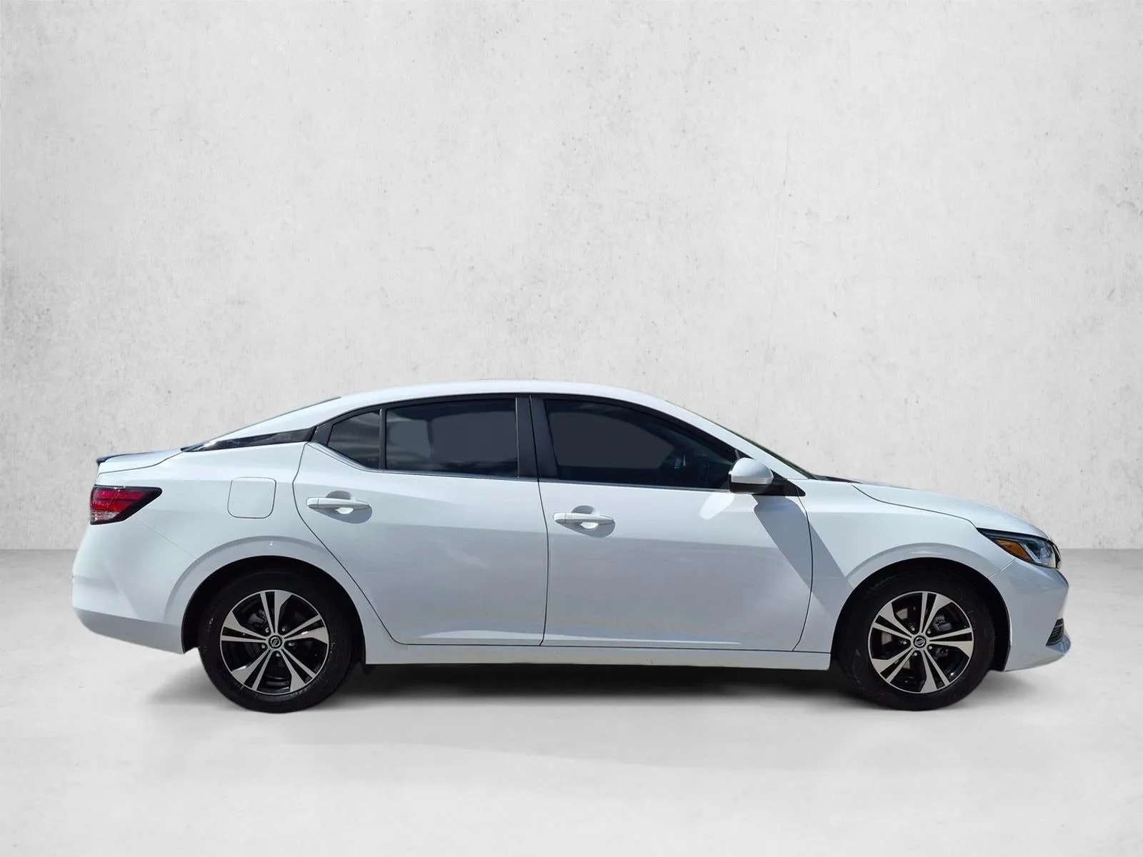 2022 Nissan Sentra SV CVT photo 4