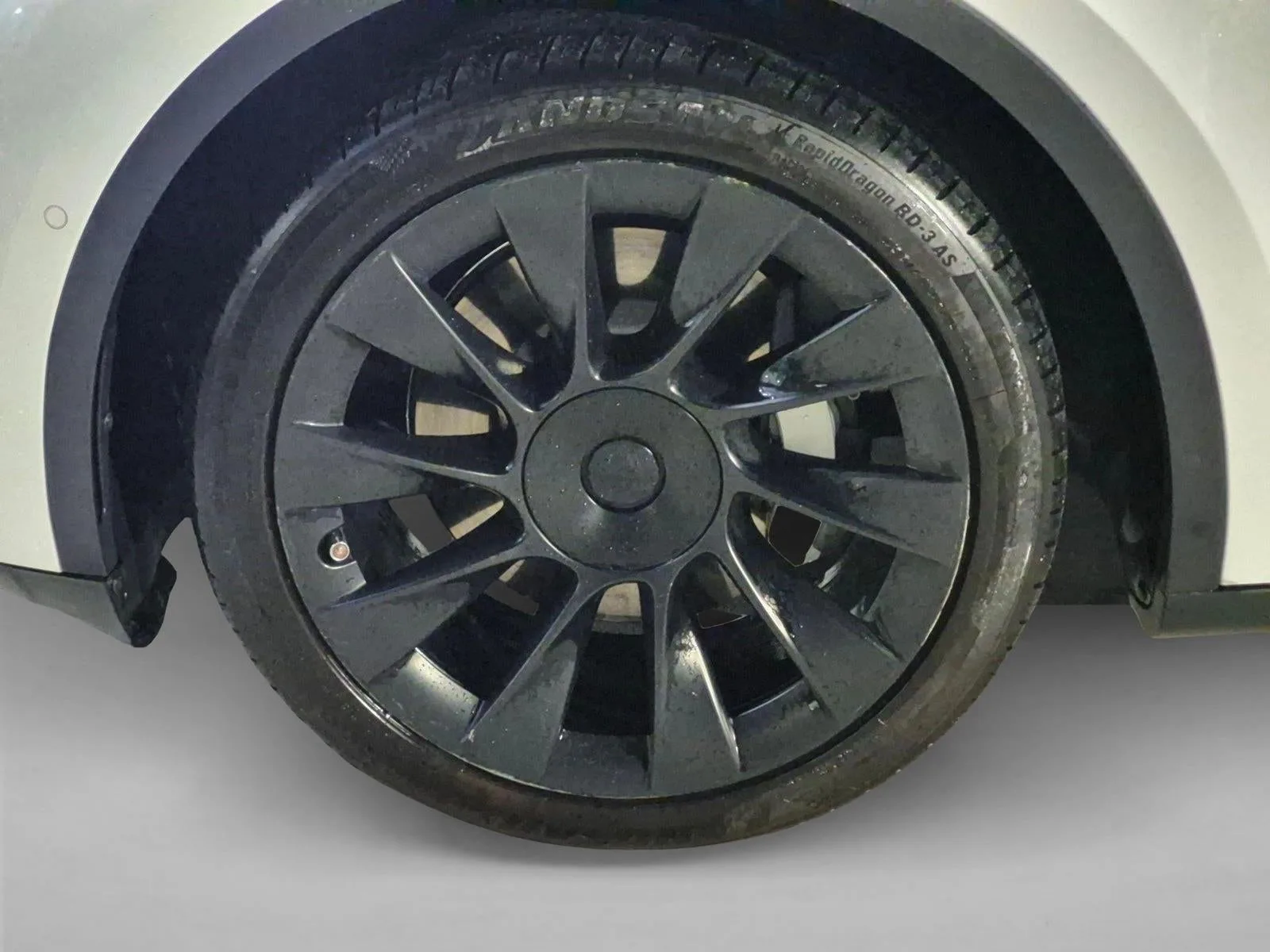 2021 Tesla Model Y Long Range AWD photo 5