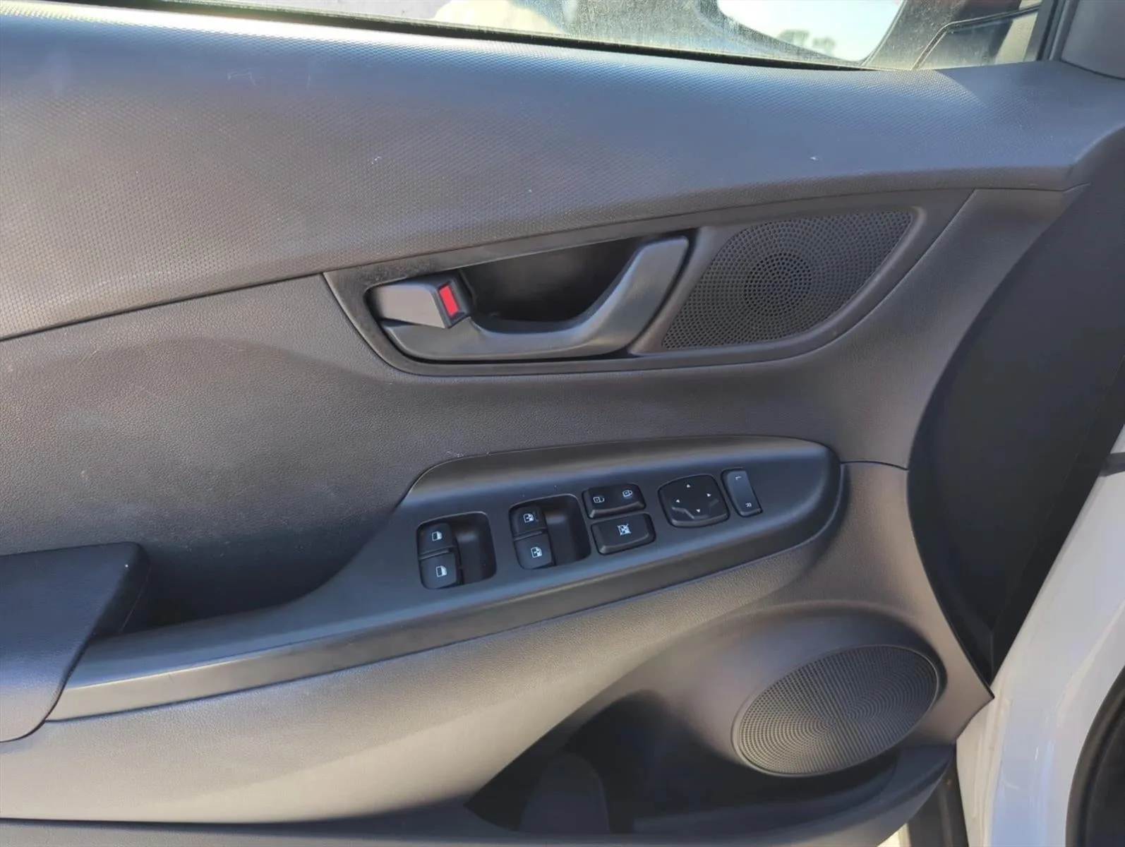 2021 Hyundai KONA SEL Auto FWD photo 10