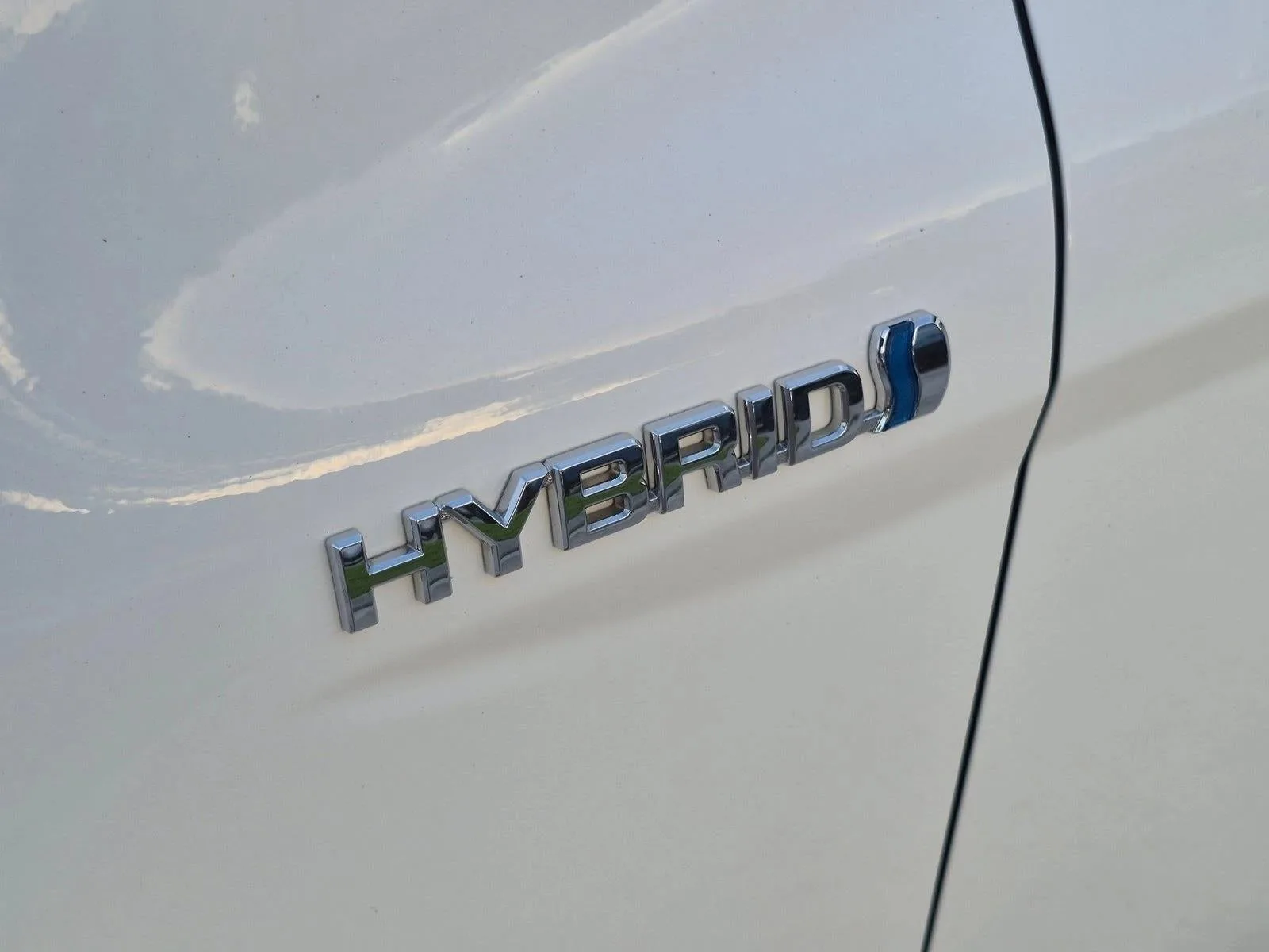 2020 Toyota Camry Hybrid SE CVT (Natl) photo 7