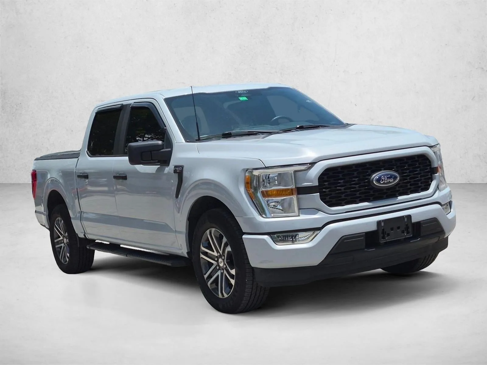 2022 Ford F-150 XL photo 3