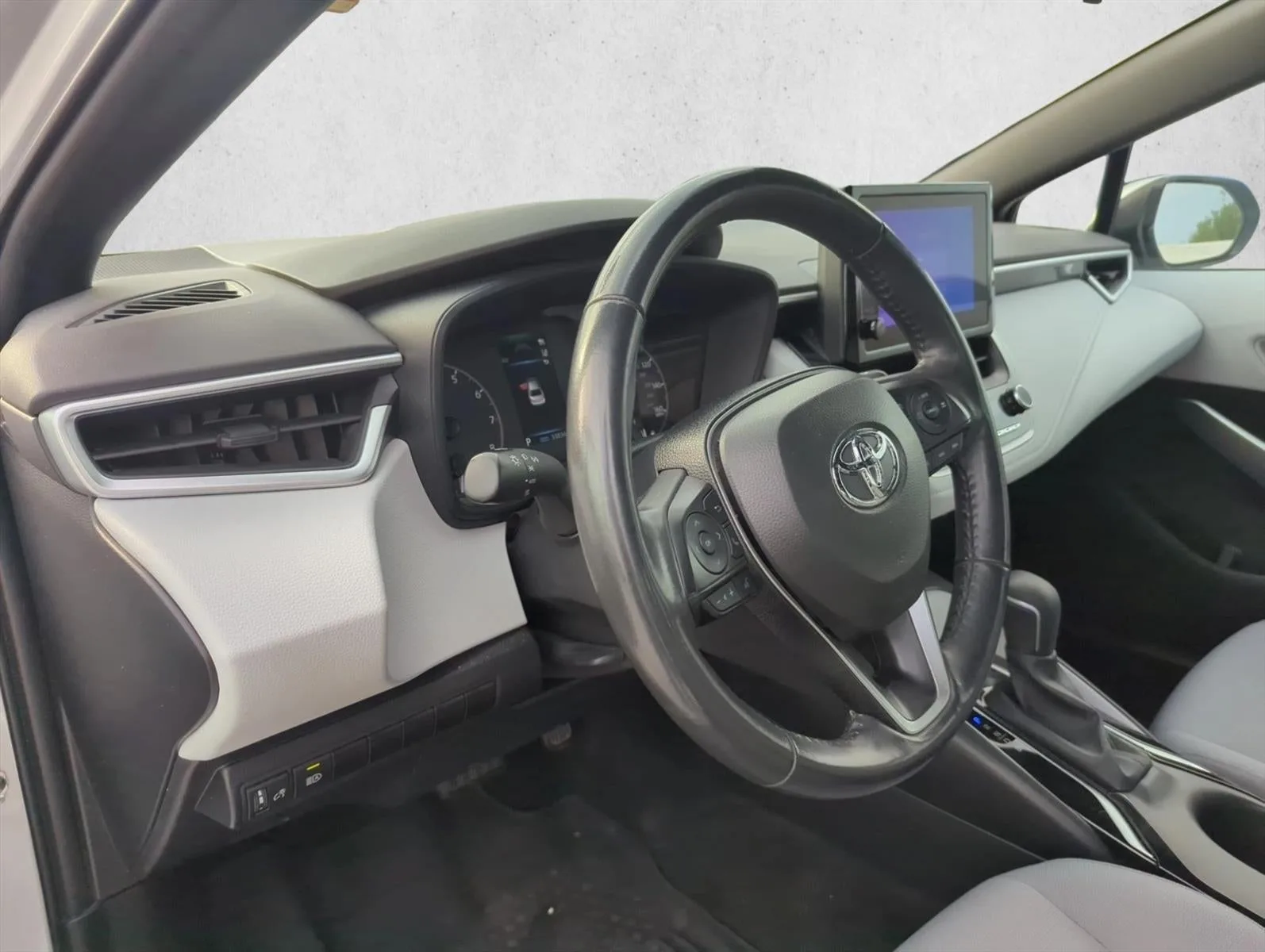 2024 Toyota Corolla SE CVT (Natl) photo 12