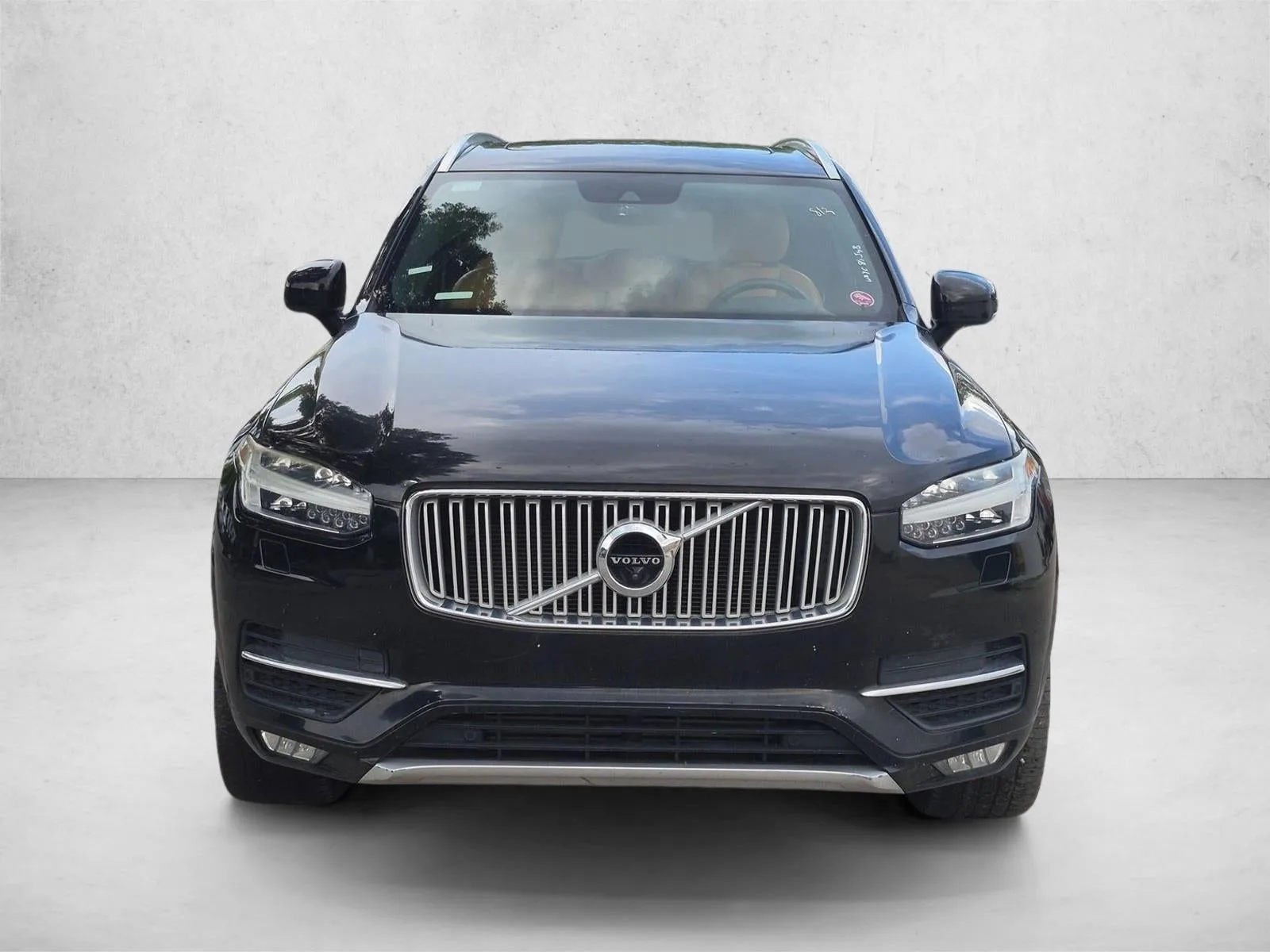 2017 Volvo XC90 Inscription photo 2