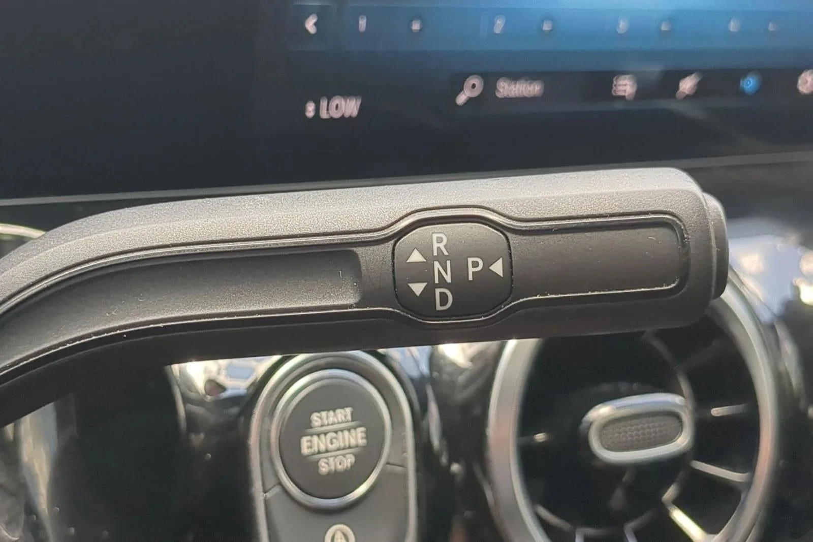 2022 Mercedes-Benz GLA 250 4MATIC® photo 11